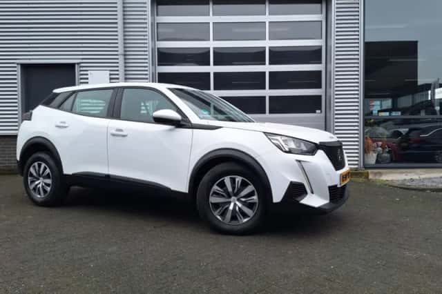 Peugeot 2008 (2021) thumbnail 1