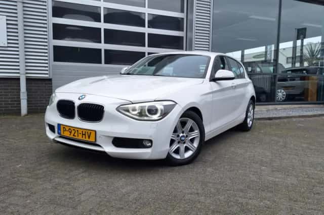 BMW 1-Serie (2013) thumbnail 4