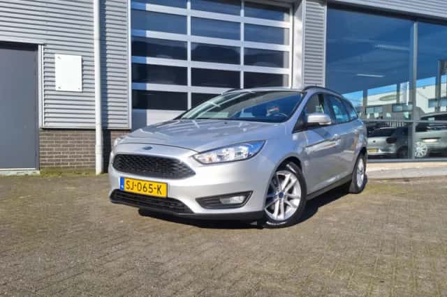Ford Focus (2018) thumbnail 4