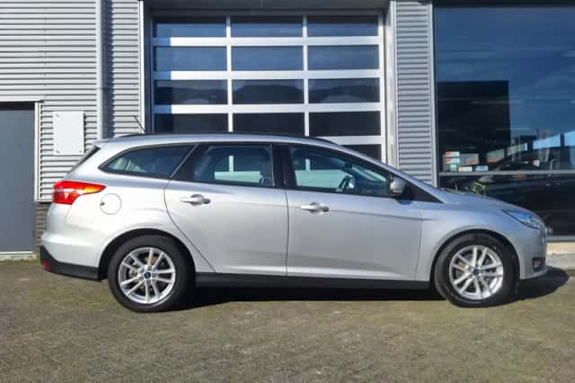 Ford Focus (2018) thumbnail 6