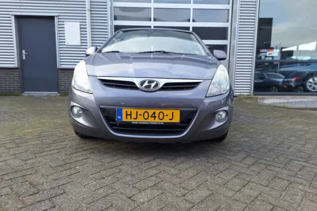 Hyundai i20 (2009) thumbnail 3