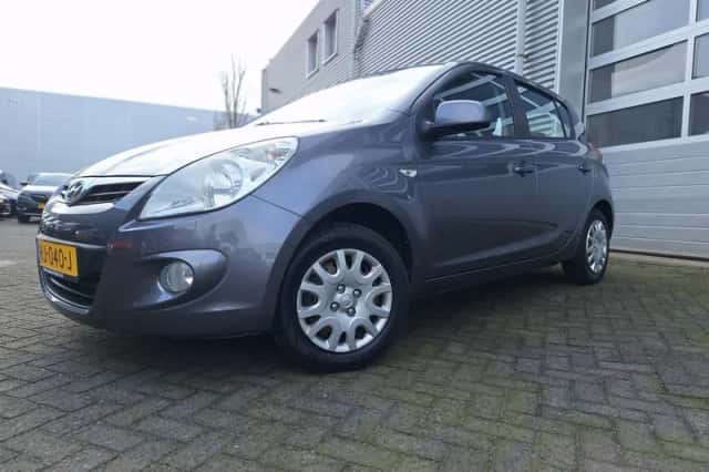 Hyundai i20 (2009) thumbnail 4