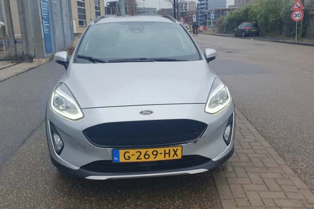Ford Fiesta (2019) thumbnail 3
