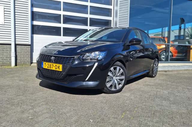 Peugeot 208 (2023) thumbnail 4