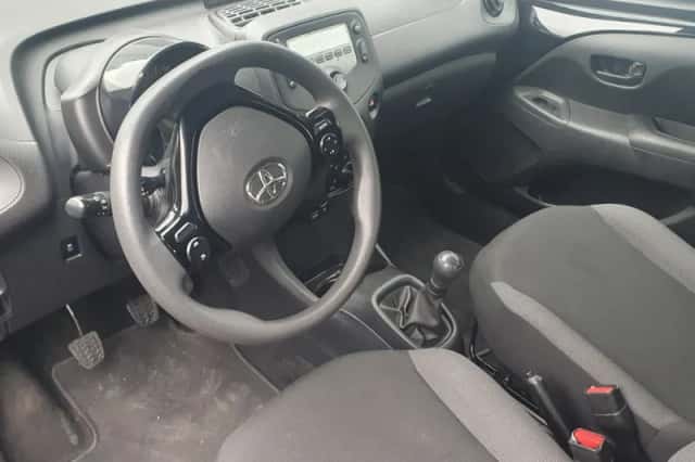 Toyota Aygo (2022) thumbnail 6