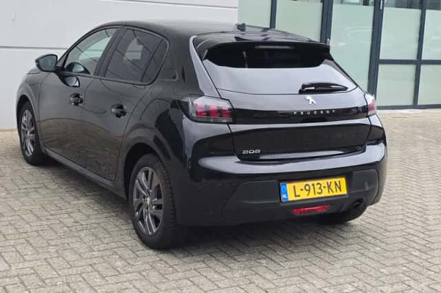 Peugeot 208 (2021) thumbnail 5
