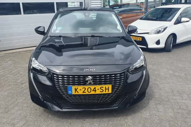 Peugeot 208 (2021) thumbnail 3