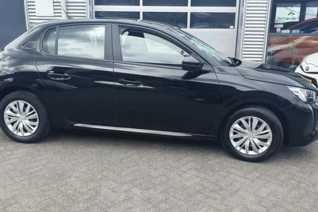 Peugeot 208 (2021) thumbnail 4