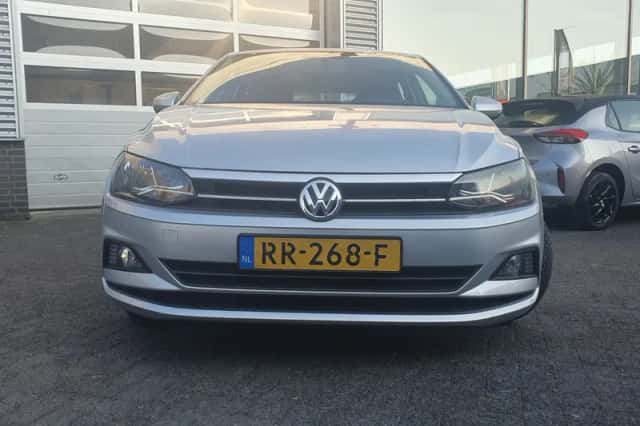 Volkswagen Polo (2018) thumbnail 3