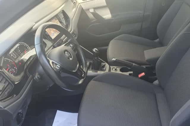 Volkswagen Polo (2018) thumbnail 6