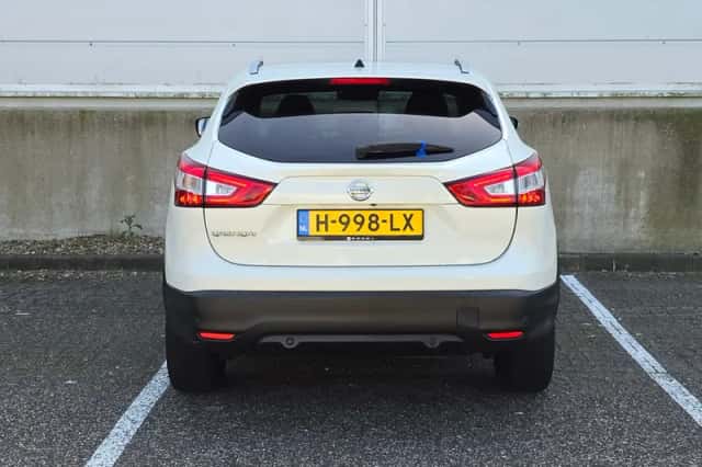 Nissan Qashqai (2015) thumbnail 6