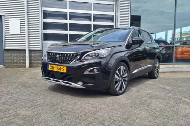 Peugeot 3008 (2019) thumbnail 5