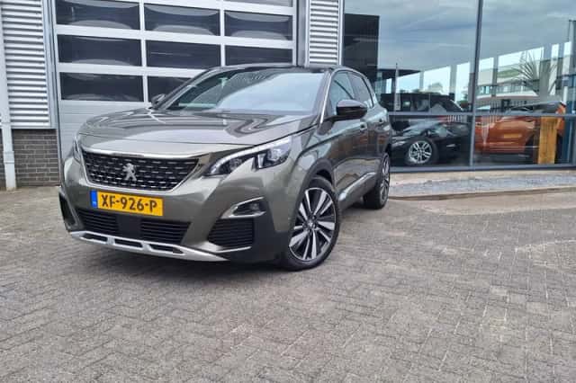 Peugeot 3008 (2019) thumbnail 5