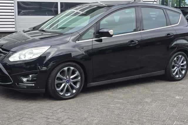 Ford C-Max (2012) thumbnail 3
