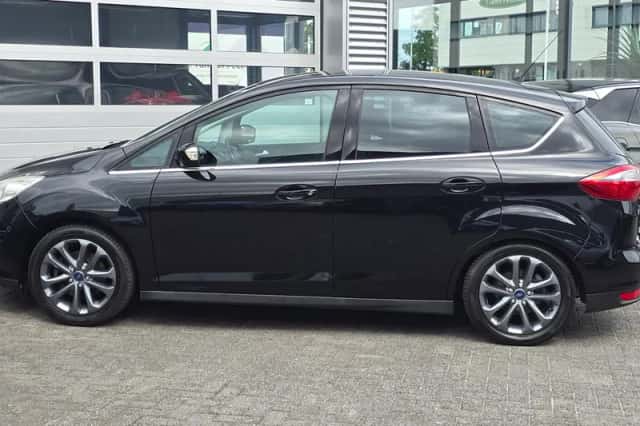 Ford C-Max (2012) thumbnail 4