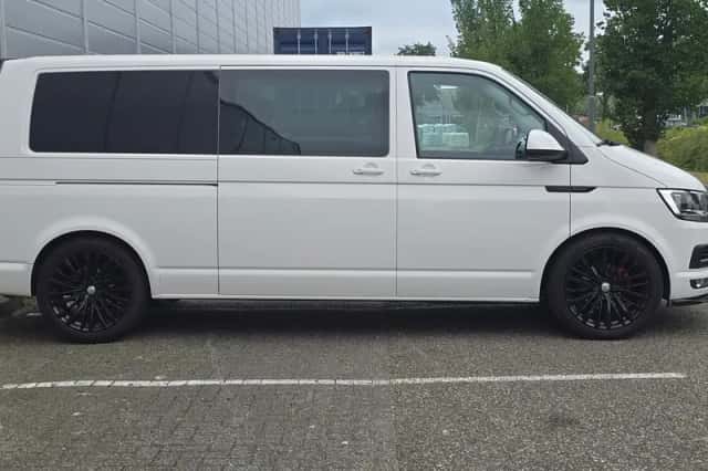 Volkswagen Transporter (2016) thumbnail 4