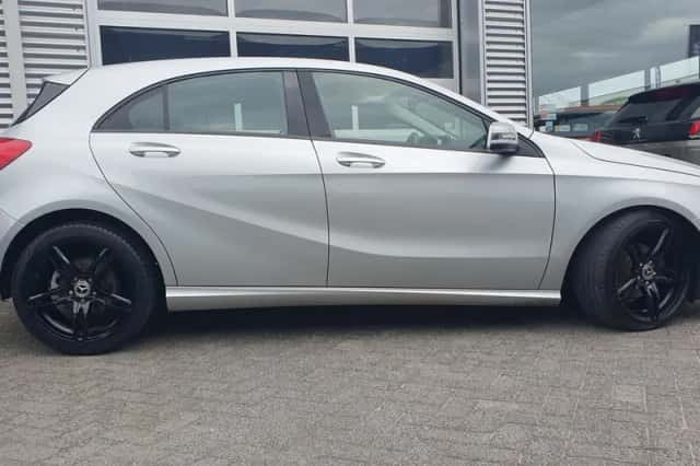 Mercedes-Benz A-Klasse (2013) thumbnail 2