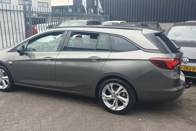 Opel Astra (2020) thumbnail 4