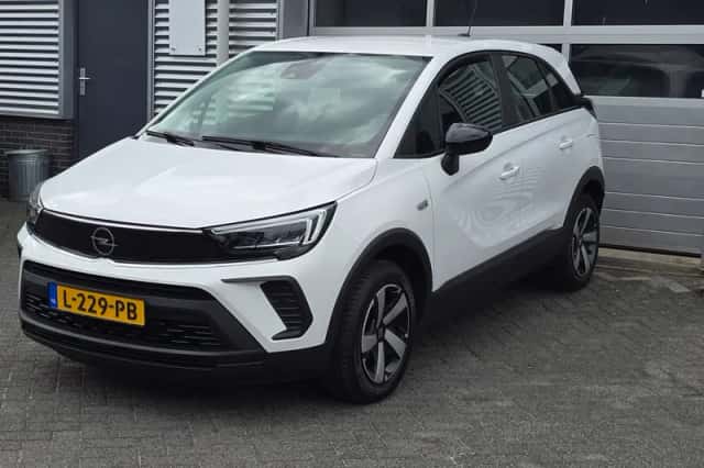 Opel Crossland (2021) thumbnail 2