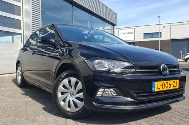 Volkswagen Polo (2021) thumbnail 1