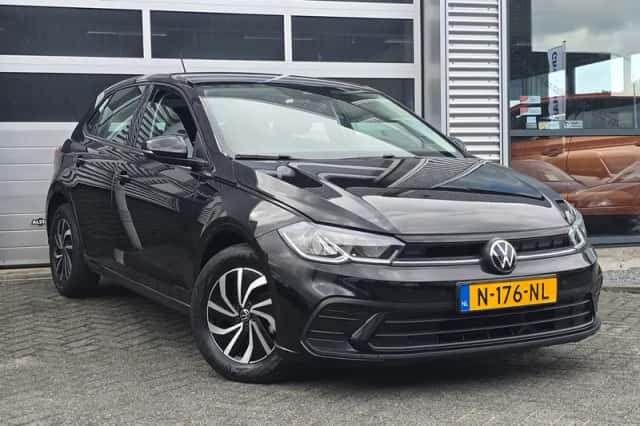 Volkswagen Polo (2021) thumbnail 1