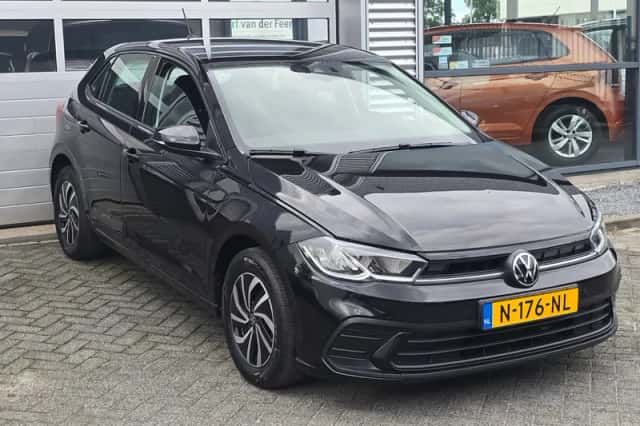 Volkswagen Polo (2021) thumbnail 3