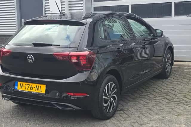 Volkswagen Polo (2021) thumbnail 6