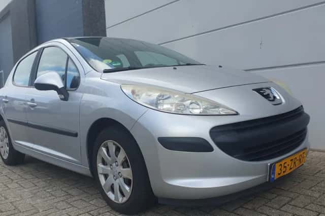 Peugeot 207 (2008) thumbnail 1