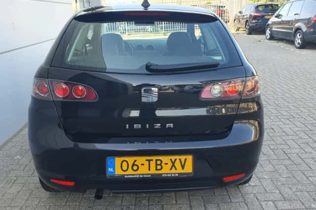 SEAT Ibiza (2006) thumbnail 3