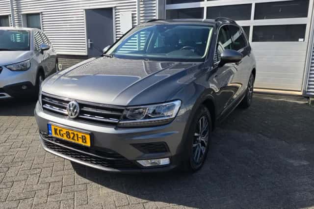Volkswagen Tiguan (2016) thumbnail 4