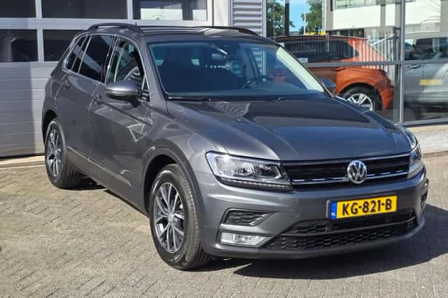 Volkswagen Tiguan (2016) thumbnail 6