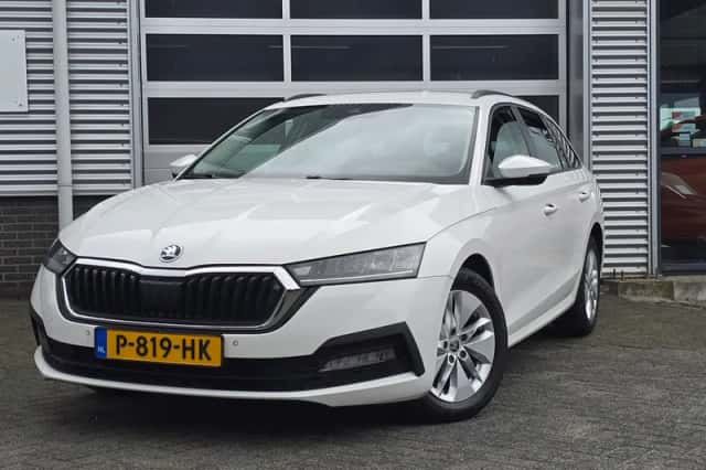 Škoda Octavia (2021) thumbnail 1