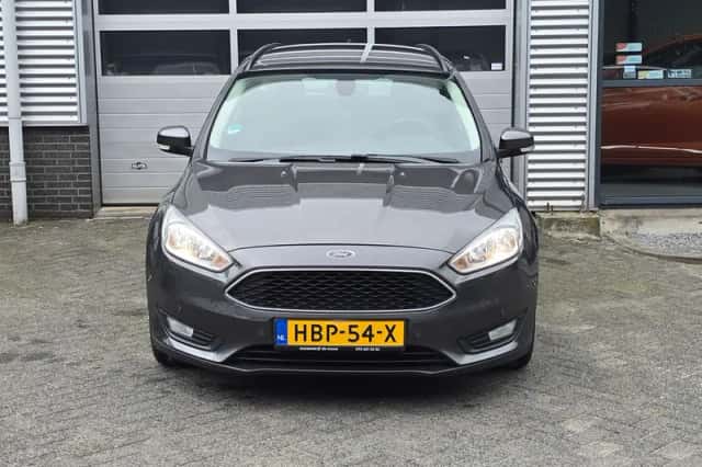 Ford Focus (2015) thumbnail 4