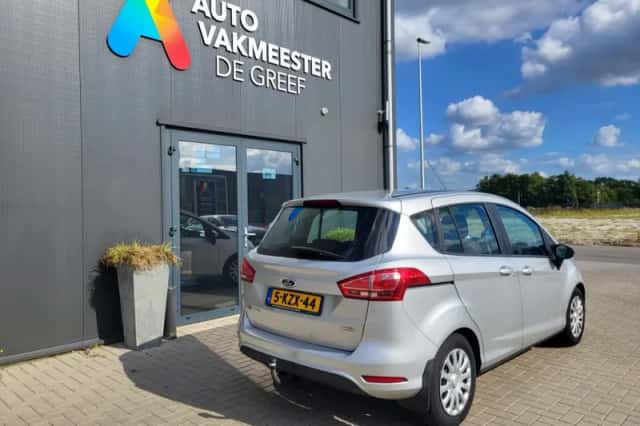 Ford B-Max (2013) thumbnail 4