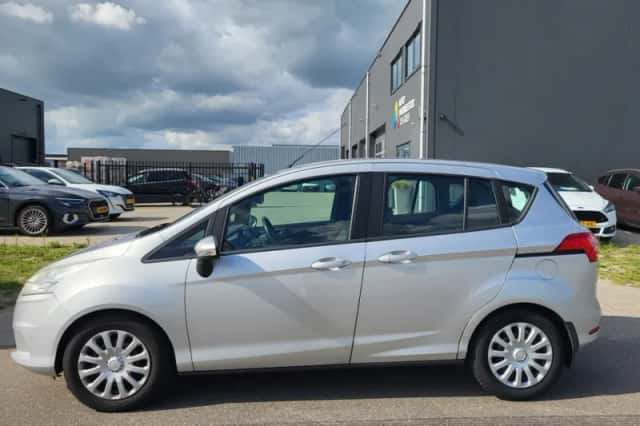 Ford B-Max (2013) thumbnail 6