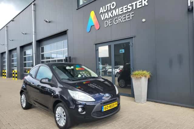 Ford Ka (2011) thumbnail 3