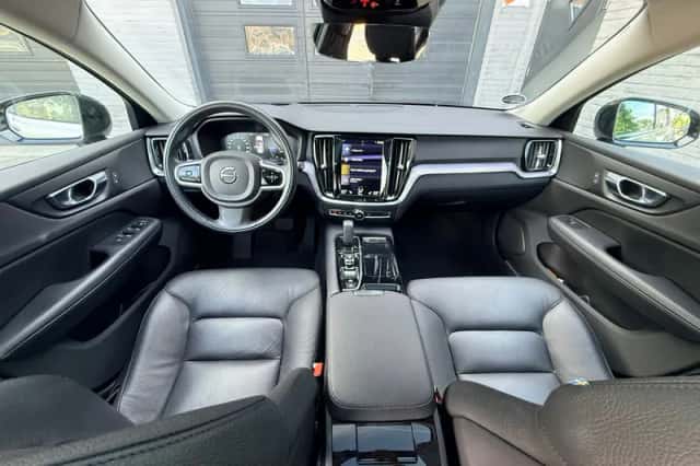 Volvo V60 (2021) thumbnail 6