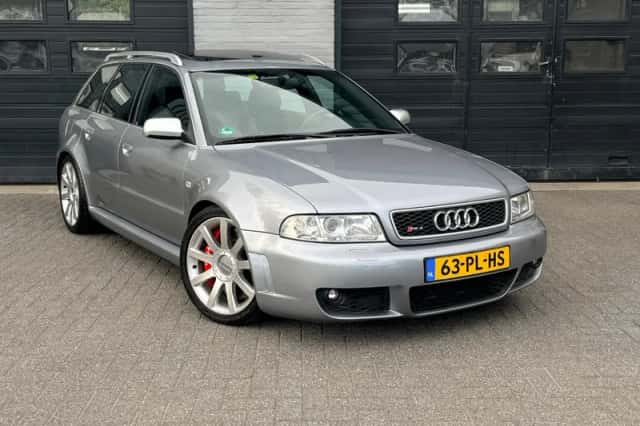 Audi RS 4 (2001) thumbnail 1