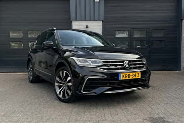 Volkswagen Tiguan (2023) thumbnail 1