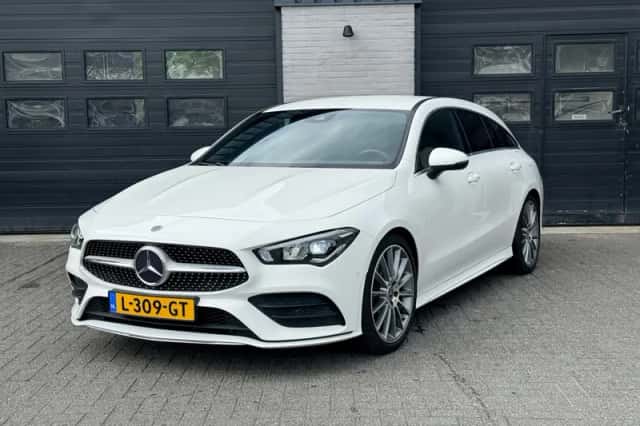 Mercedes-Benz CLA-Klasse (2019) thumbnail 3