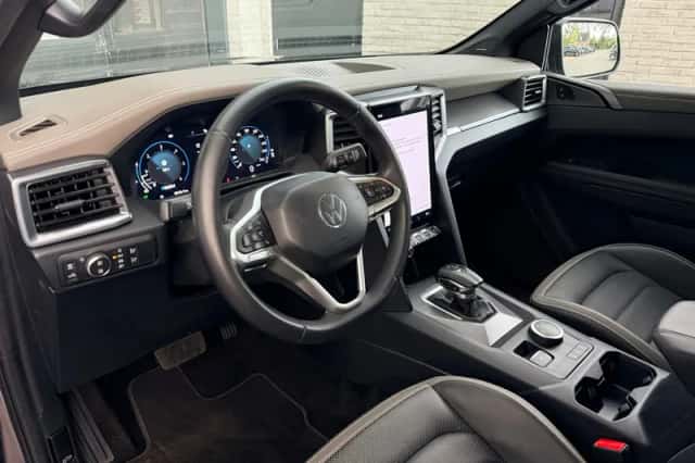 Volkswagen Amarok (2024) thumbnail 4