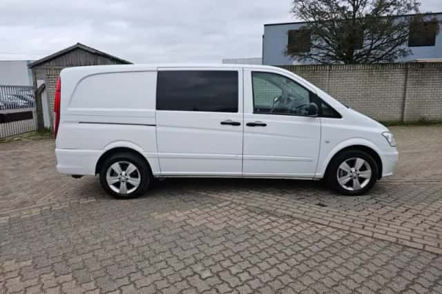 Mercedes-Benz Vito (2012) thumbnail 6