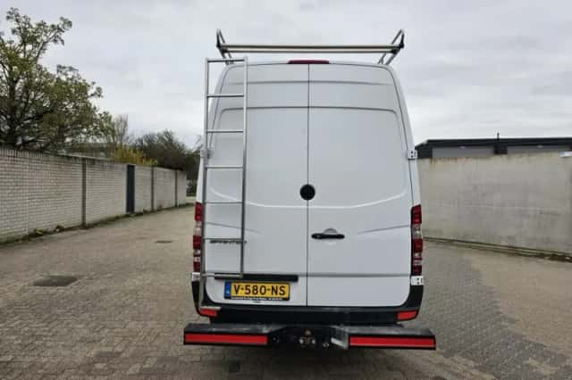 Mercedes-Benz Sprinter (2018) thumbnail 4