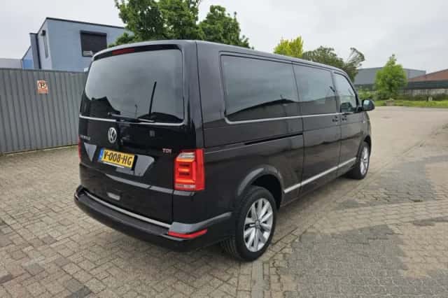 Volkswagen Transporter (2016) thumbnail 5