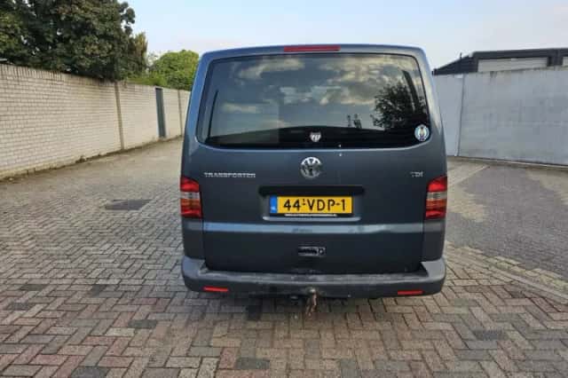 Volkswagen Transporter (2007) thumbnail 4