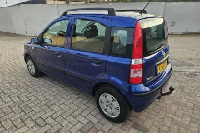 Fiat Panda (2008) thumbnail 3