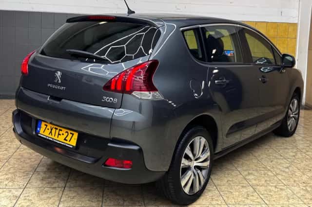 Peugeot 3008 (2014) thumbnail 5