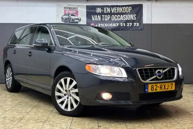 Volvo V70 (2011) thumbnail 1