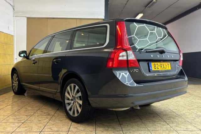 Volvo V70 (2011) thumbnail 4