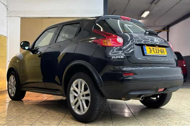 Nissan Juke (2014) thumbnail 3